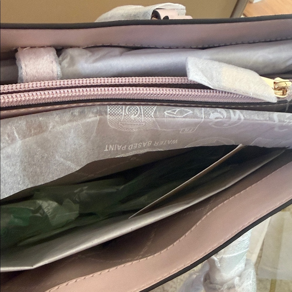 Michael Kors Large Tote Jet set travel Brand New Authentic 15x11 - Picture 9 of 10